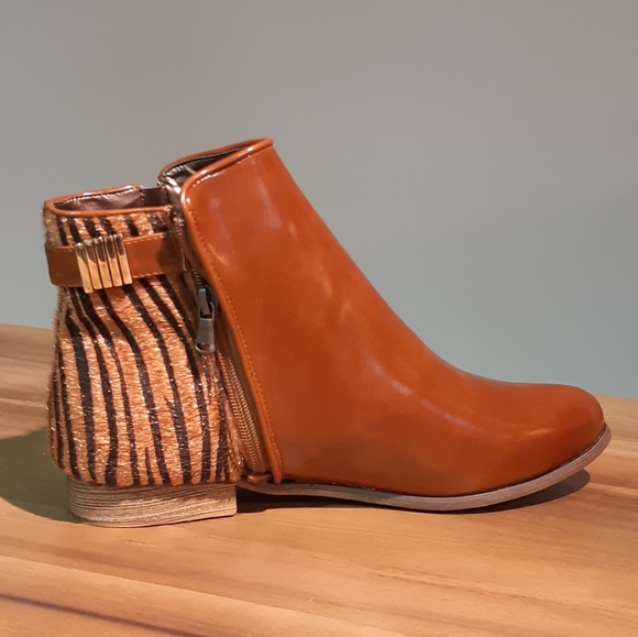 🆕️ Tiger booties - Picture 4 of 7